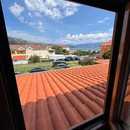 Tesmija Lägenhet Baška