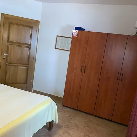 Tesmija Apartment *