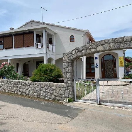 Apartment Tesmija